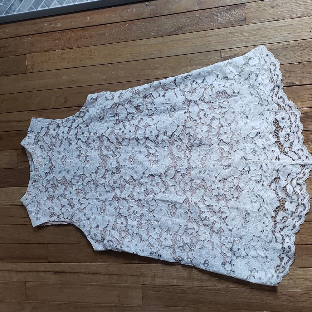 Rose & Olive lacy top
